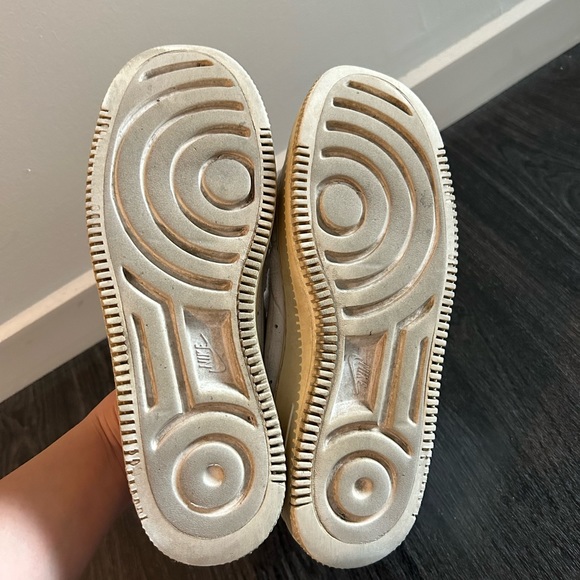 Women nike air sneakers, all white - Picture 7 of 9